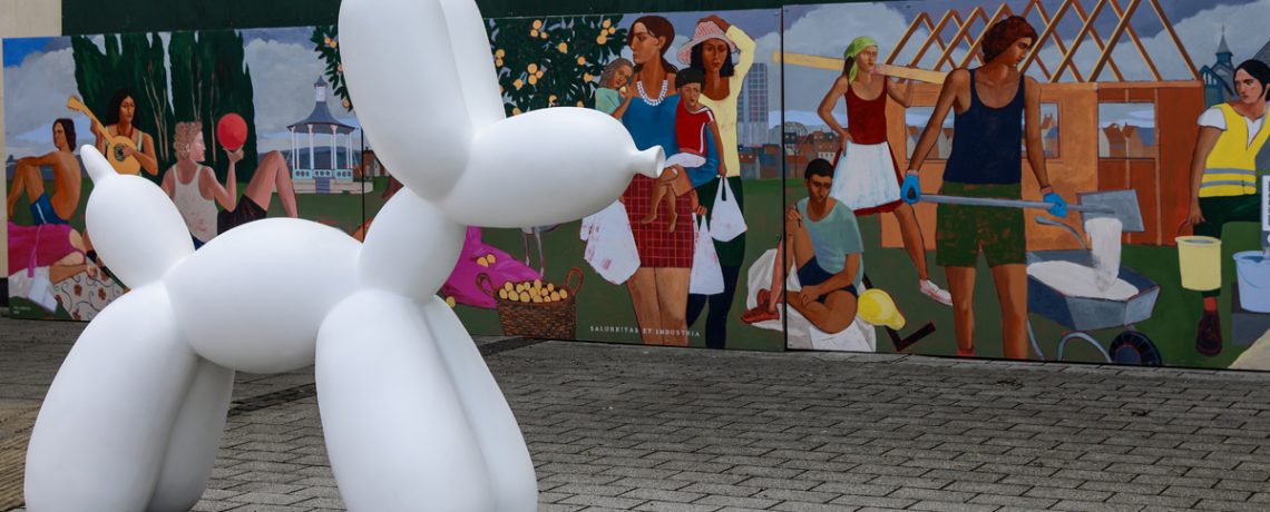 Swindog mural Swindon