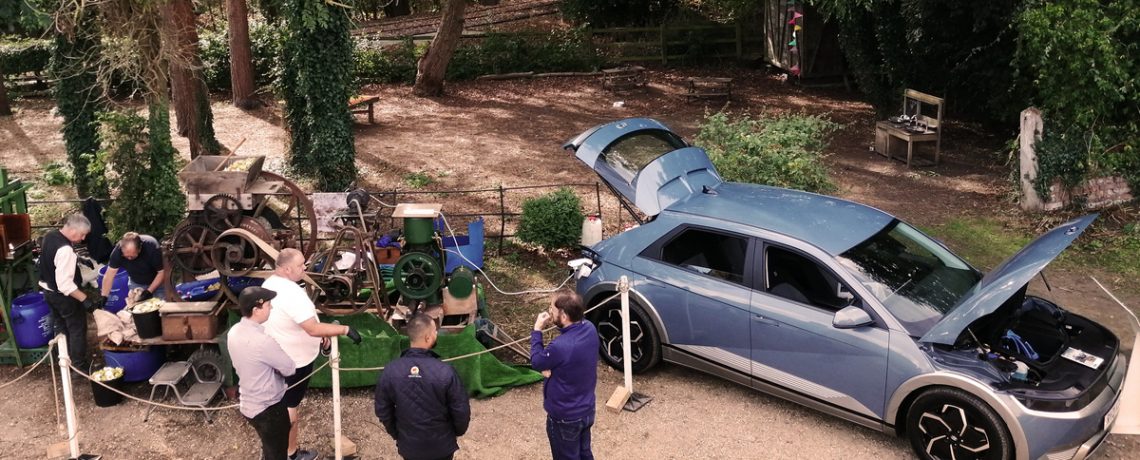 Pebley provides the 'juice' for apple pressing event