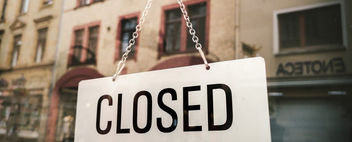 Closed Image courtesy of Benedikt Geyer at Pixabay