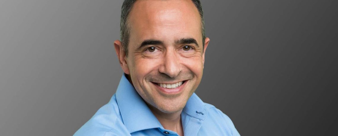 Globally recognised leadership expert Jeremy Blain will address a meeting of Swindon Chamber of Commerce next month.