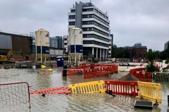 Office blocks in Swindon have unexpectedly become waterfront properties this morning (Thursday) after a water main burst.