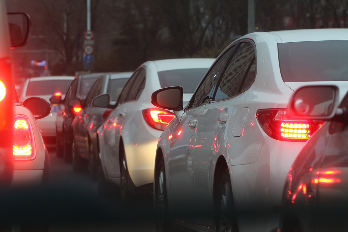 A new scheme that aims to charge Bristol businesses that provide free parking for staff is starting to meet with opposition.