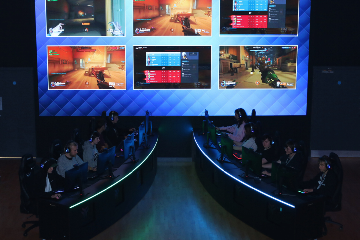 A cutting-edge facility that will train young people in digital technology skills has opened at Wiltshire College & University Centre in Trowbridge.