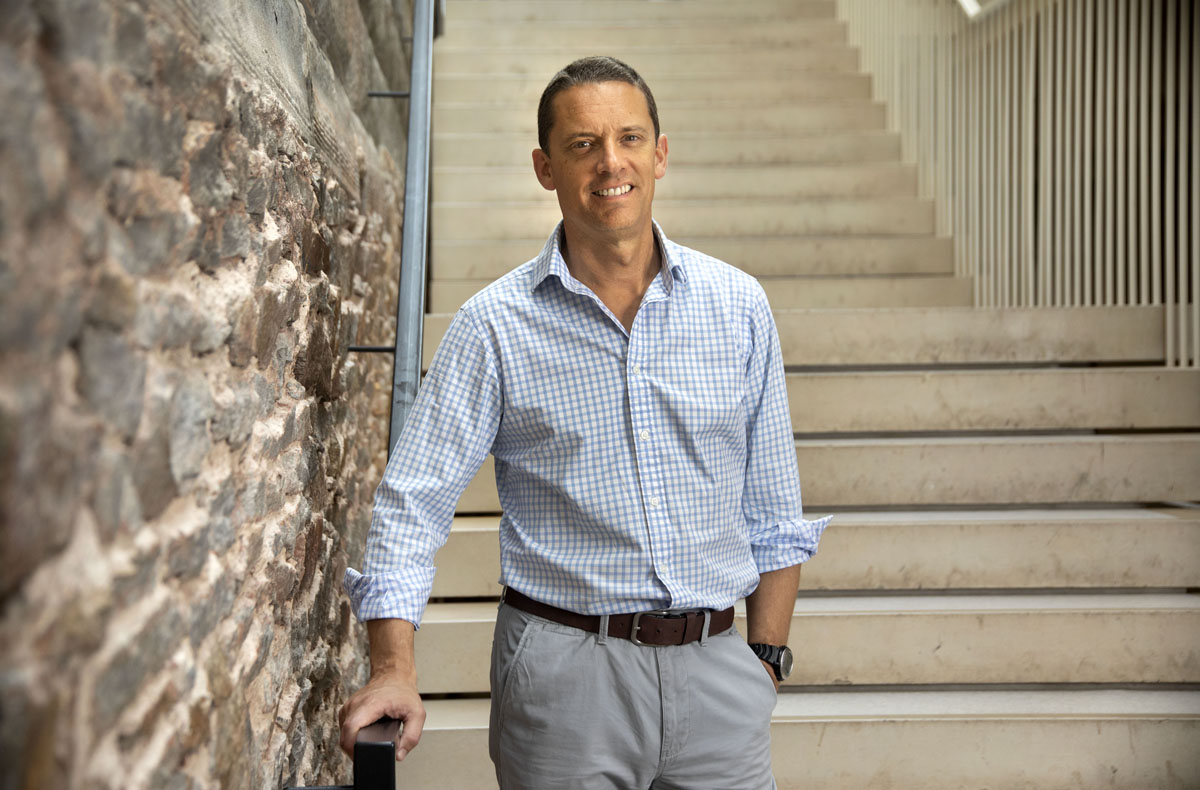 The CEO of Bristol-based ethical bank Triodos UK has announced his decision to step down in 2025. 