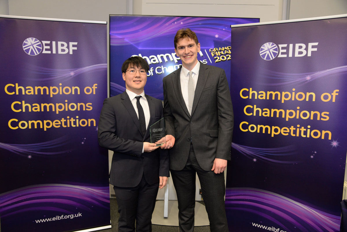 Two engineering students from the University of Bath have scooped a £1,500 prize after impressing competition judges with their water innovation.