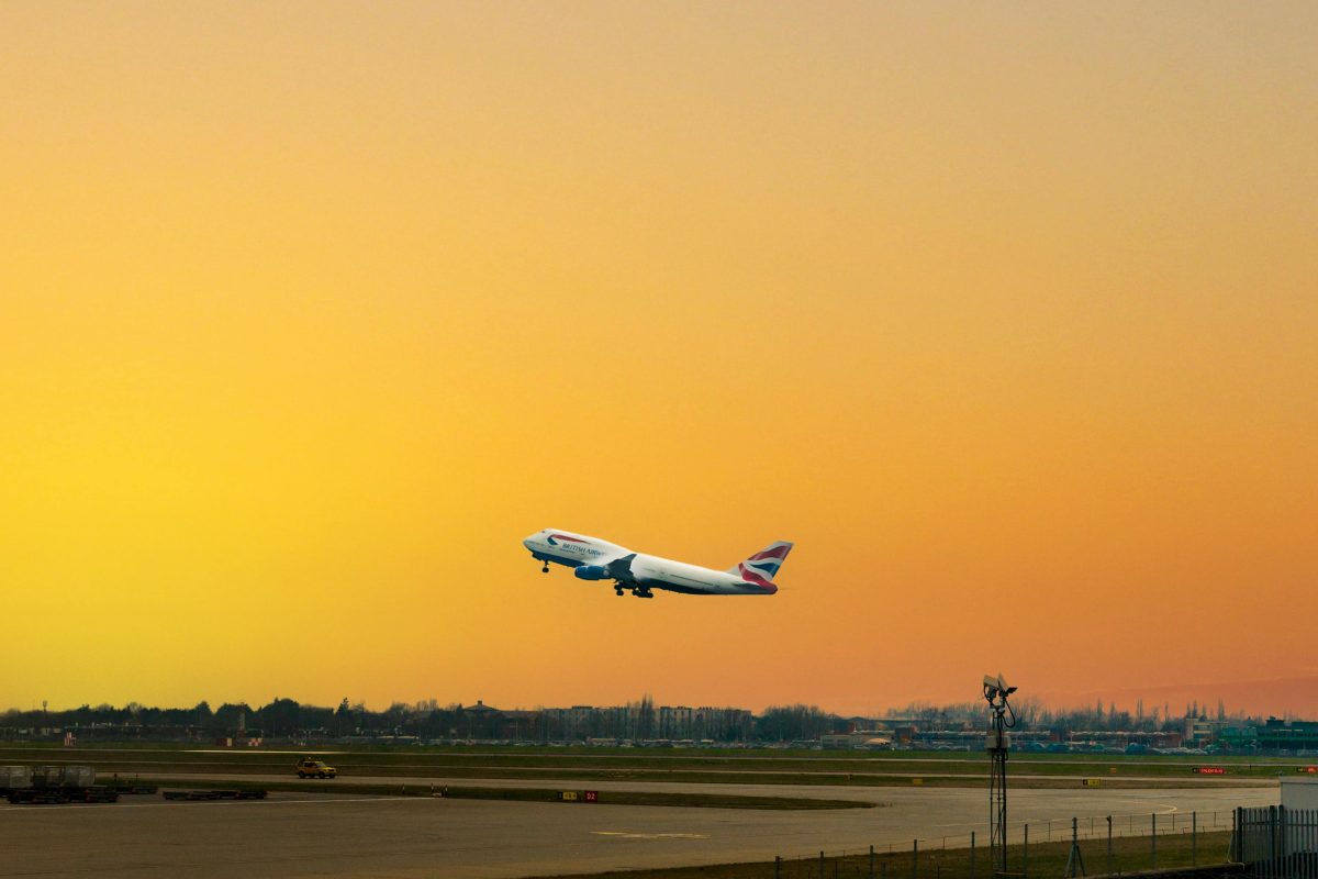Business leaders in the Thames Valley have welcomed this morning's announcement by the government that a third runway will be built at Heathrow Airport.