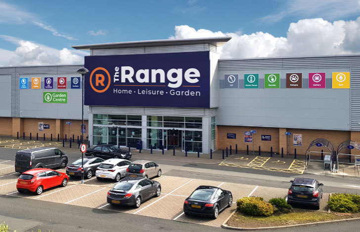 The South West out-of-town retail warehouse market is poised for another robust year despite macroeconomic headwinds, according to new research from international real estate advisor Savills.