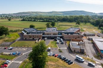 Solar energy enterprise Wiltshire Wildlife Community Energy (WWCE) has raised half a million pounds with its first public share offer for more than a decade.