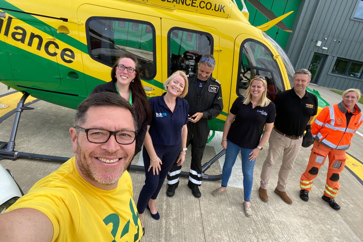 Swindon businessman Mike Land, who beat the odds to survive a bungee-jump fall and who pledged to break the Guinness World Record for van pulling, is giving his attempt a second go after an aborted bid last year.