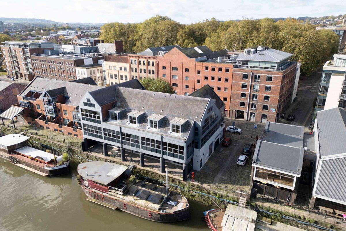 International real estate advisor Savills has relocated its Bristol office into larger space to enable further expansion.