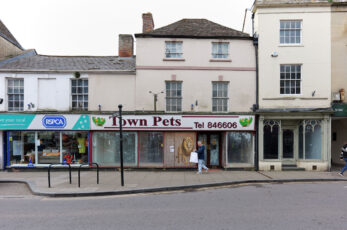 Three listed buildings in the heart of Warminster have been acquired with the aim of tackling long-term vacancy and supporting the regeneration of the town’s historic high street.