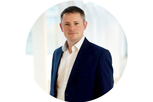 Fast-growing professional services group S&W has appointed Graham Charlton as partner in its private client tax services team.