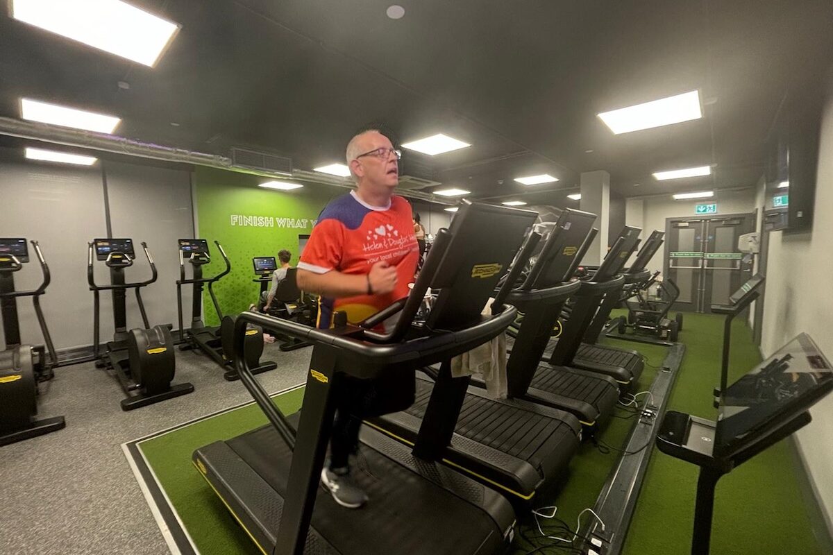The managing director of specialist document management company Filestream is taking on the London Landmarks Half Marathon in April to raise money for baby charity Tommy’s.