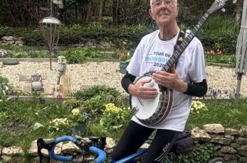 A cycling event organised by Trowbridge Chamber of Commerce and Trowbridge Town Council has attracted entrants aged between four and 91 - including an 84-year-old banjo playing tricyclist.