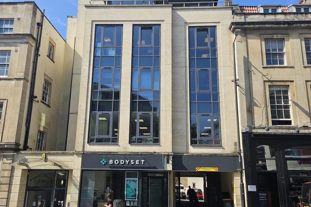 A prominent building in the heart of Bristol's trendy Clifton Village is to house a flexible working hub following its sale for £2.15 million.