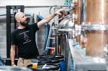 A Bristol distillery has been named Best New English Distillery at the English Whisky Awards.