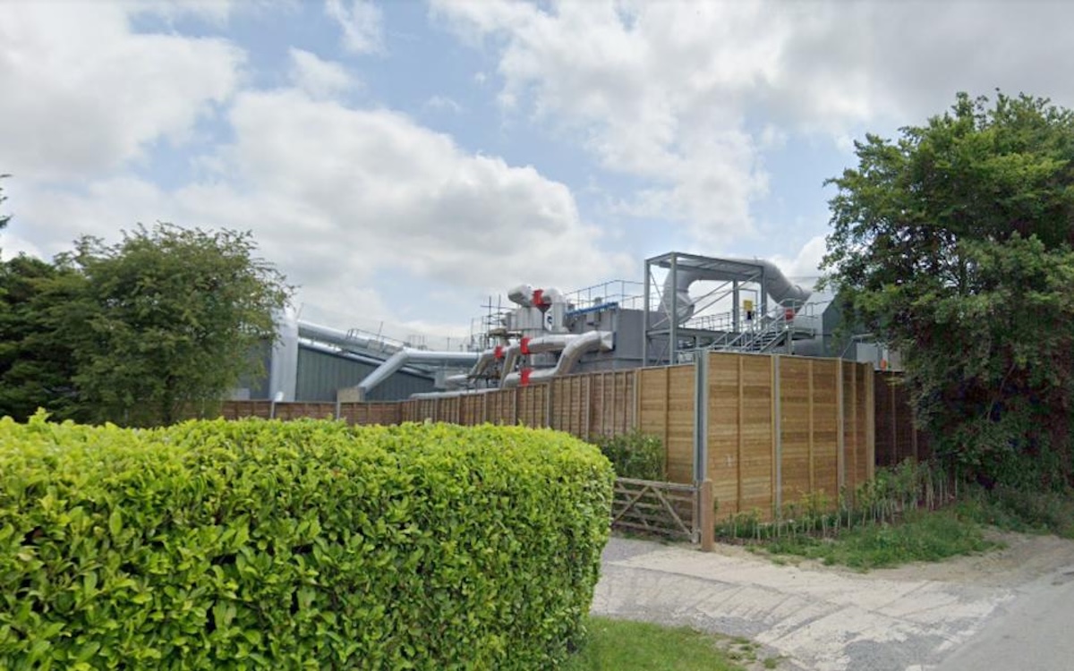 Bosses at a Wiltshire factory whose operations keep residents awake at night have been denied planning permission for their noisy equipment.