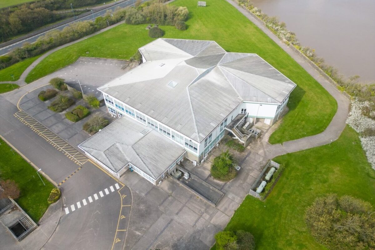 Bristol construction firm Oakland Construction is working with disability charity, Gympanzees, to build a state-of-the-art, fully accessible exercise, play, and social centre for disabled children and young people.