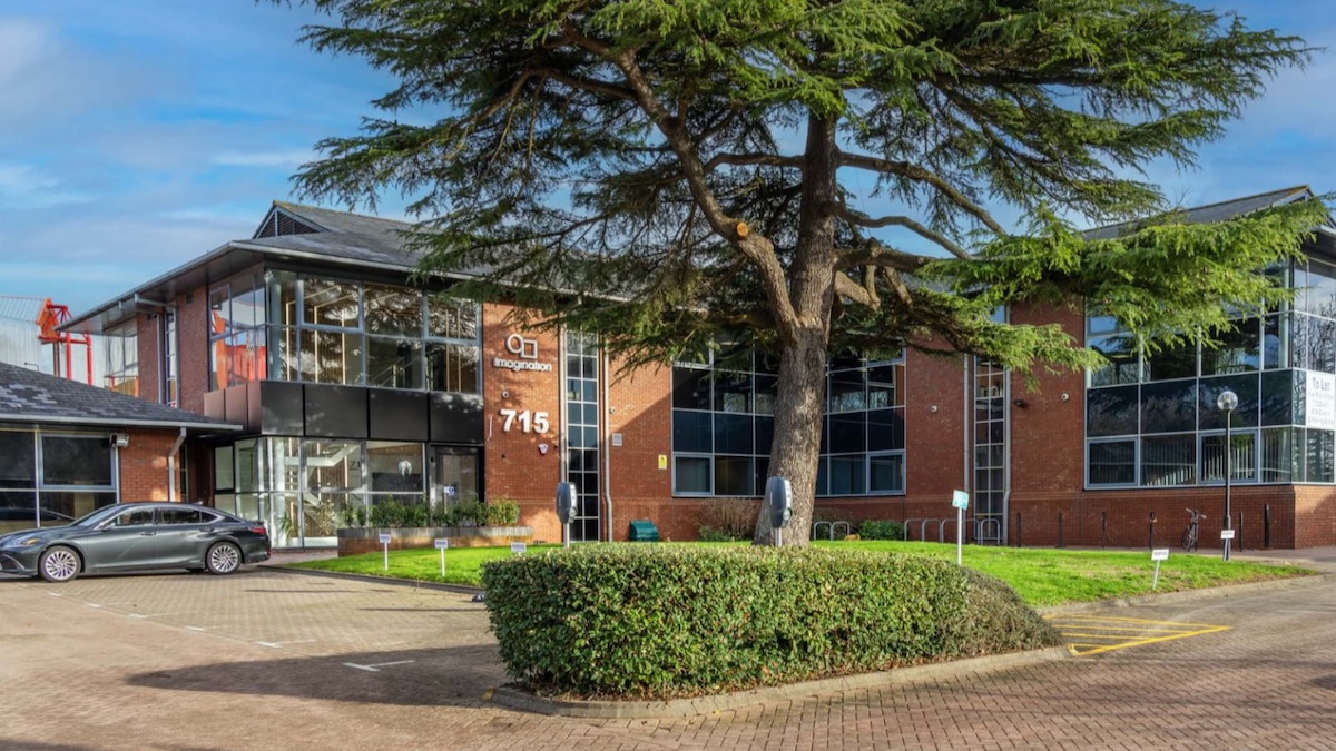 Property investor Fortix Capital has snapped up a fully let freehold office building at Aztec West in Bristol in a £2.6 million deal, taking the new venture a step closer to its planned five-asset buying spree.