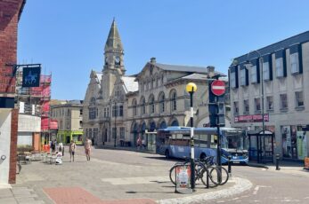 A £700,000 plan to drive economic growth in Wiltshire has been agreed by Wiltshire Council leaders.