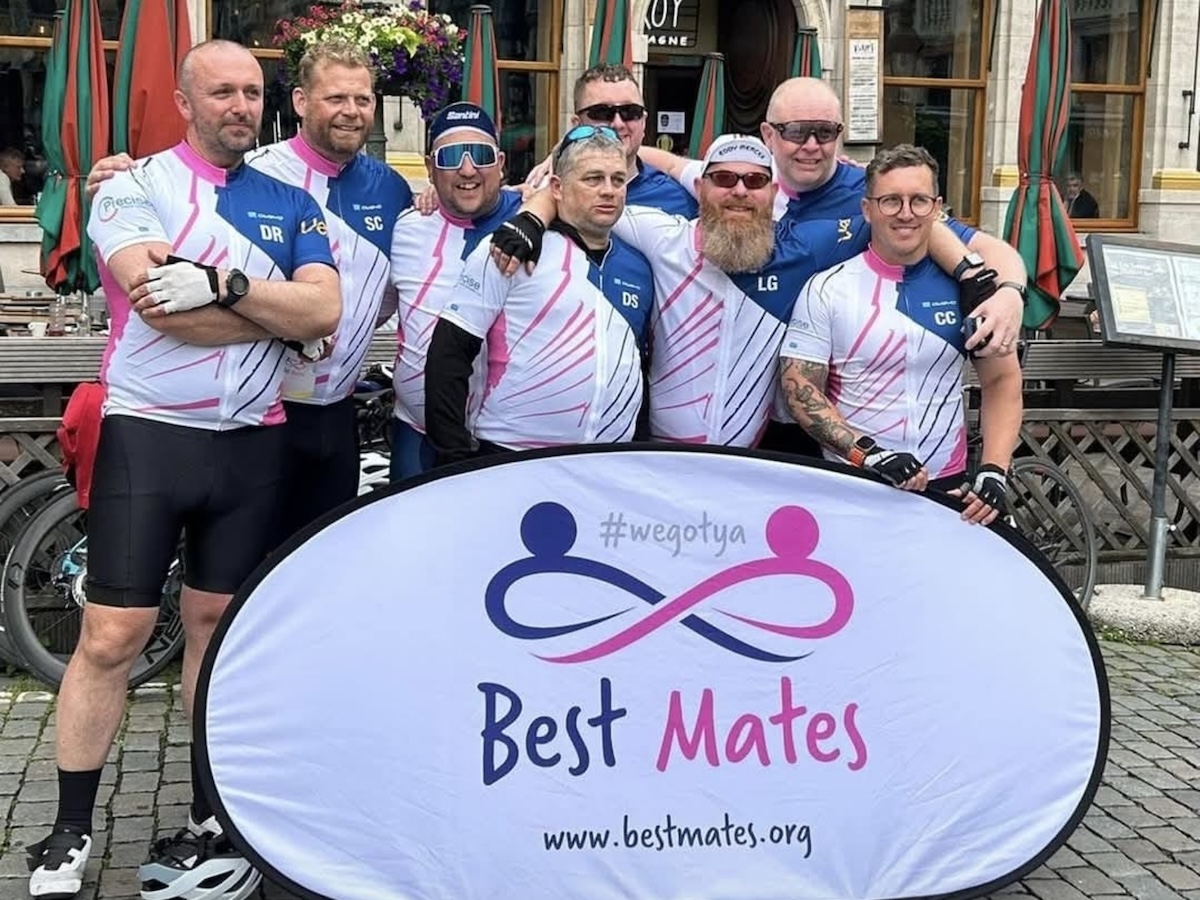 Eight cyclists have completed a 308-mile journey from London to Brussels, raising almost £20,000 for Swindon welfare charity Best Mates.
