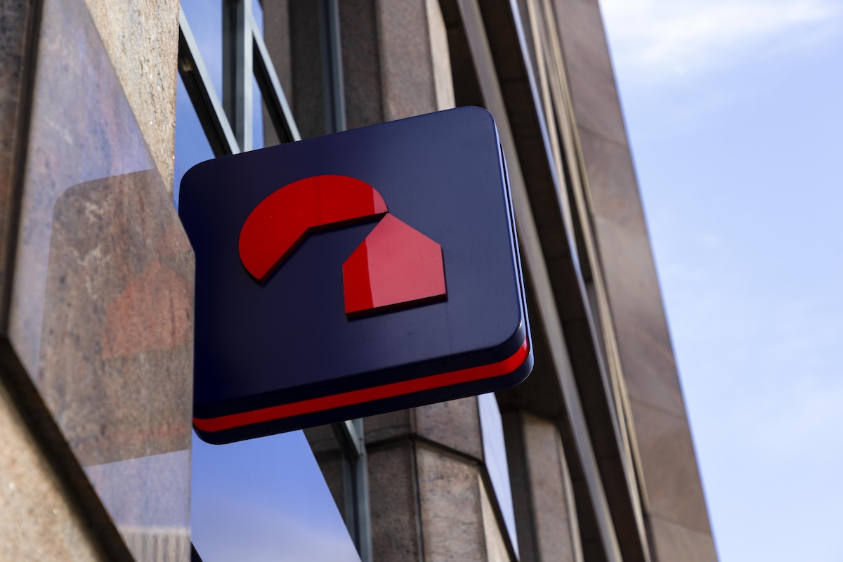 Building society Nationwide is making its Speak Easy communication cards freely available to all financial services providers across the UK, helping create a more consistent and accessible experience for customers who may have communication difficulties.