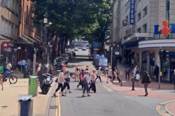 Broadmead businesses and community organisations are being offered grants of up to £1,500 to extend opening hours, improve outdoor trading, and capitalise on major changes reshaping Bristol city centre.