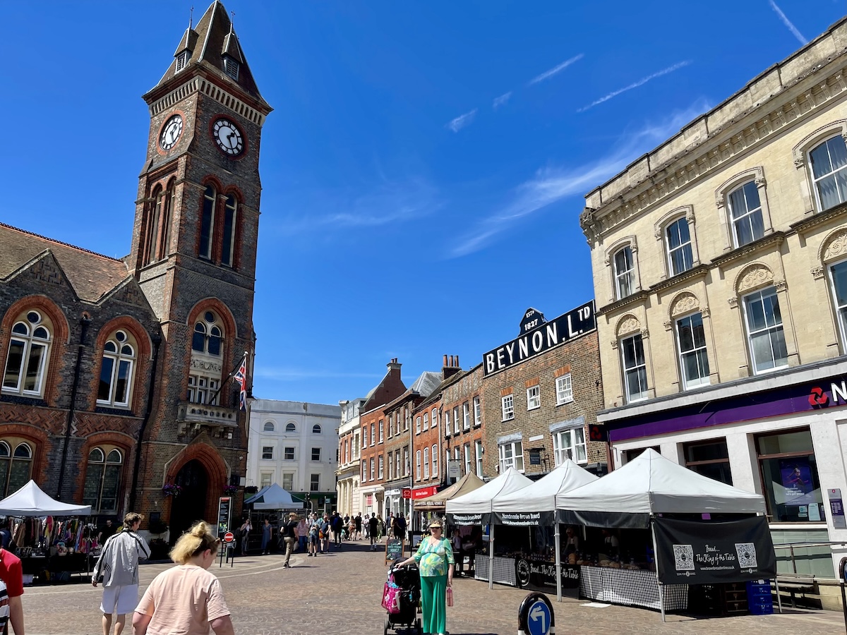 Plans to merge West Berkshire Council with South Oxfordshire and Vale of White Horse into a new Ridgeway Council have been put on ice after the Government paused its local government reorganisation programme.