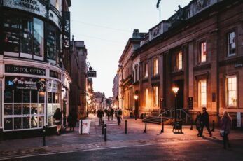 Business confidence in the South West fell 30 points during September to 25 per cent, according to the latest Business Barometer from Lloyds.