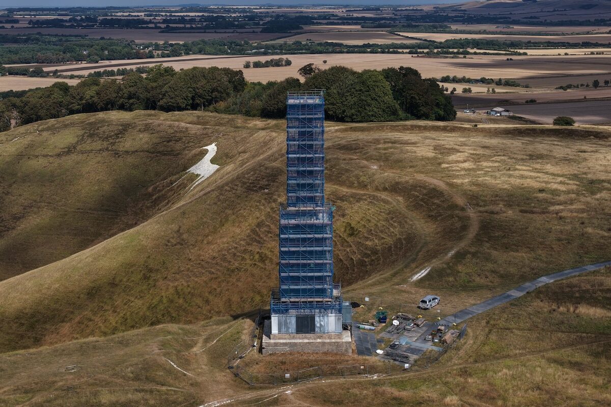 A specialist scaffolding team has completed a major access structure at one of Wiltshire’s best-known landmarks, after overcoming steep tracks, difficult ground conditions and an exposed hilltop location at the Lansdowne Monument near Calne.