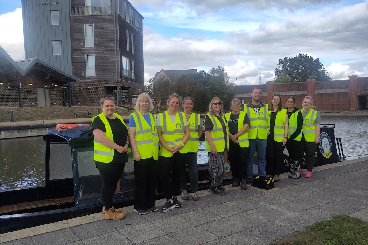 Ten employees from Swindon-based UK Shared Business Services have spent a day volunteering with the Wiltshire & Berks Canal Trust in Swindon, helping with vital conservation work along the historic waterway.